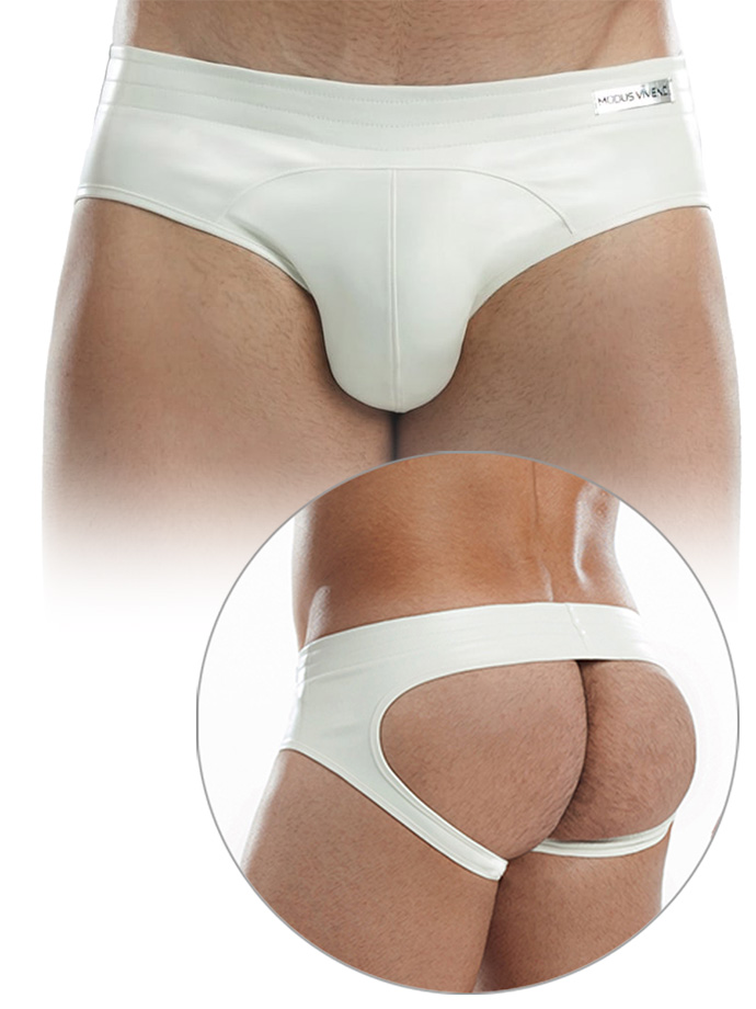 https://www.gayshop69.com/dvds/images/product_images/popup_images/20514-leather-bottomless-white-modus-vivendi.jpg