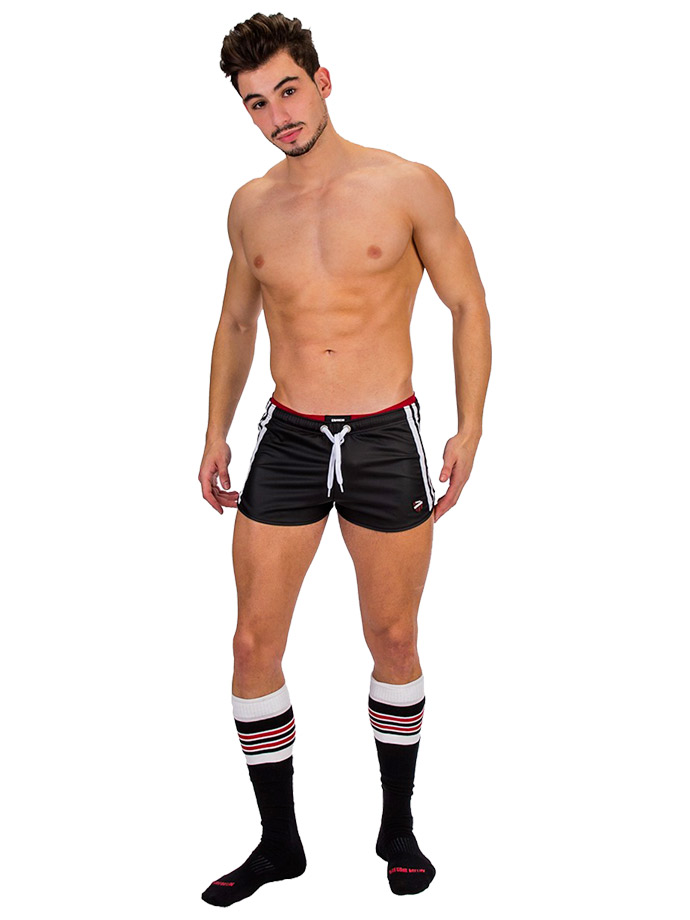 https://www.gayshop69.com/dvds/images/product_images/popup_images/91304-short-byron-laboratory-black-white-barcode-berlin__3.jpg