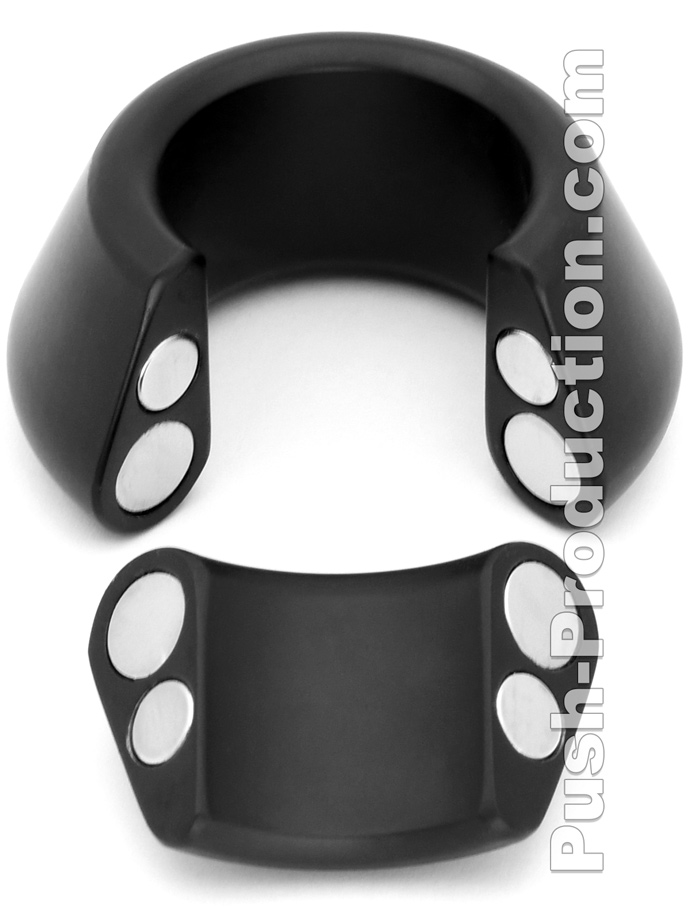 https://www.gayshop69.com/dvds/images/product_images/popup_images/ball-stretcher-steel-funnel-30-mm-black__1.jpg