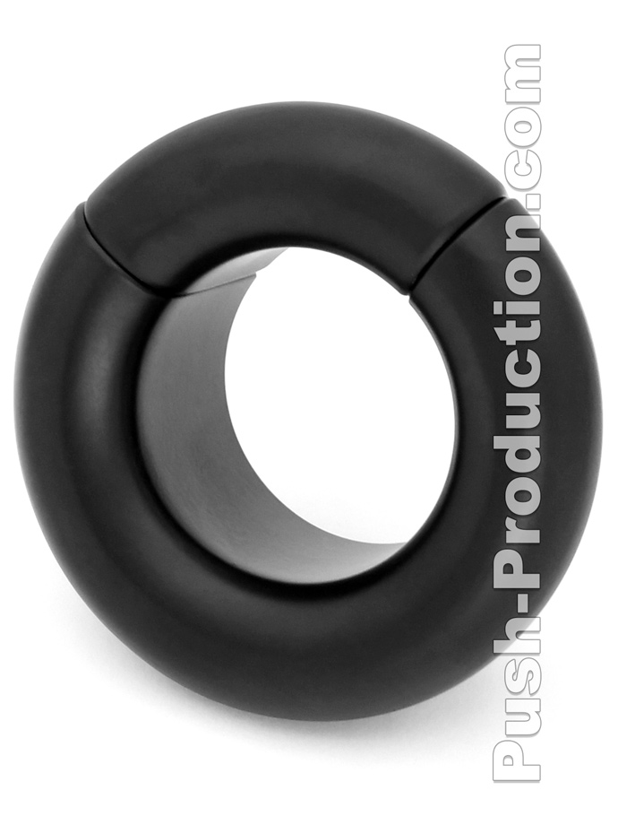 https://www.gayshop69.com/dvds/images/product_images/popup_images/ball-stretcher-steel-funnel-30-mm-black__2.jpg