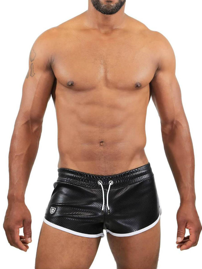 https://www.gayshop69.com/dvds/images/product_images/popup_images/tofparis-pilot-shorts-black__1.jpg