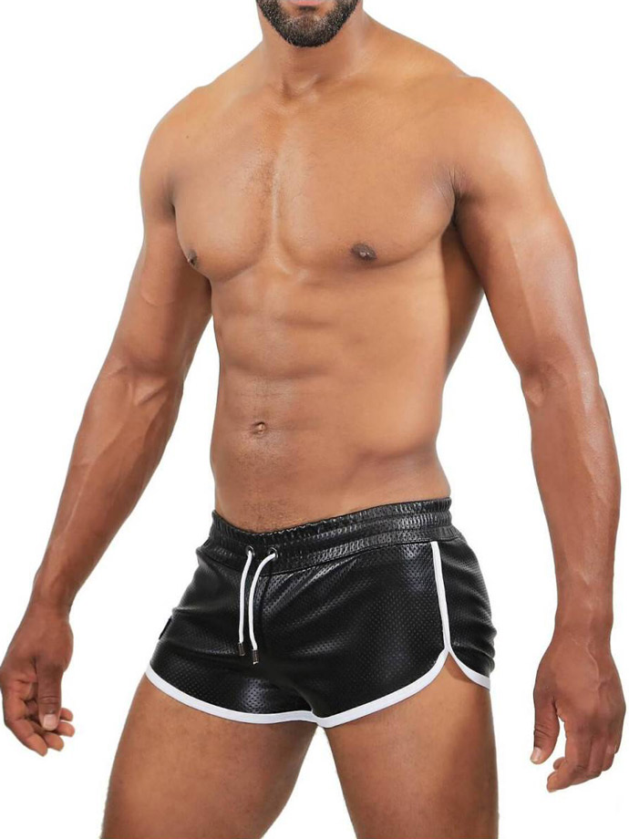 https://www.gayshop69.com/dvds/images/product_images/popup_images/tofparis-pilot-shorts-black__2.jpg